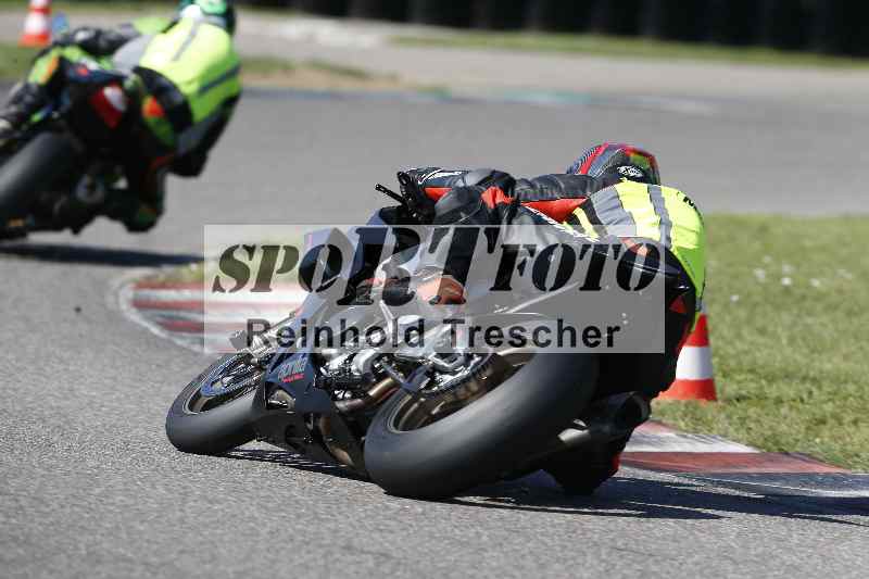 /43 08.08.2025 Discover the Bike ADR/Race 3 rot/178